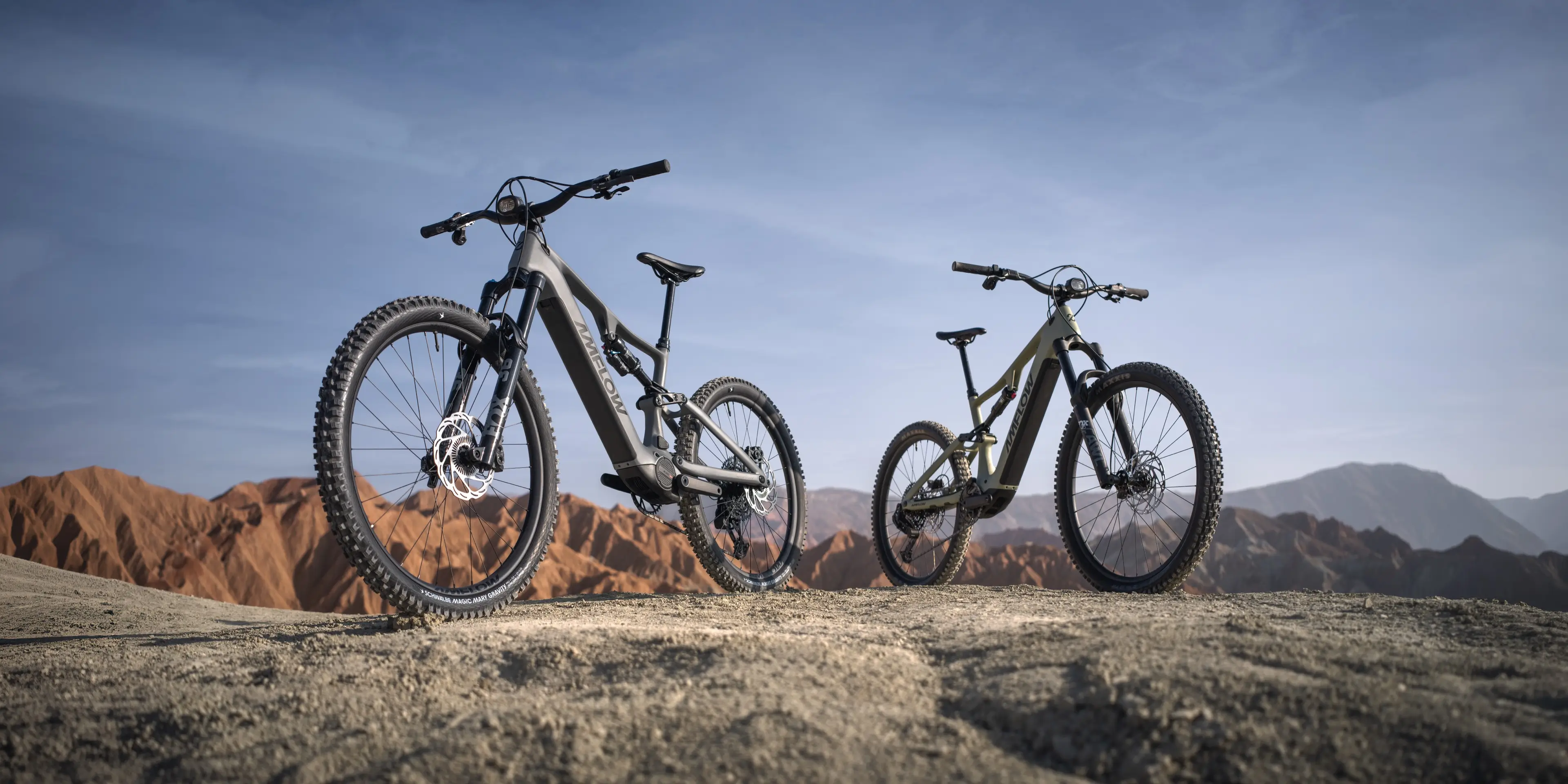 Amflow PR Carbon Pro 800Wh 2027 in Basalt Grey